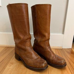 FRYE Campus Boot in Saddle Leather